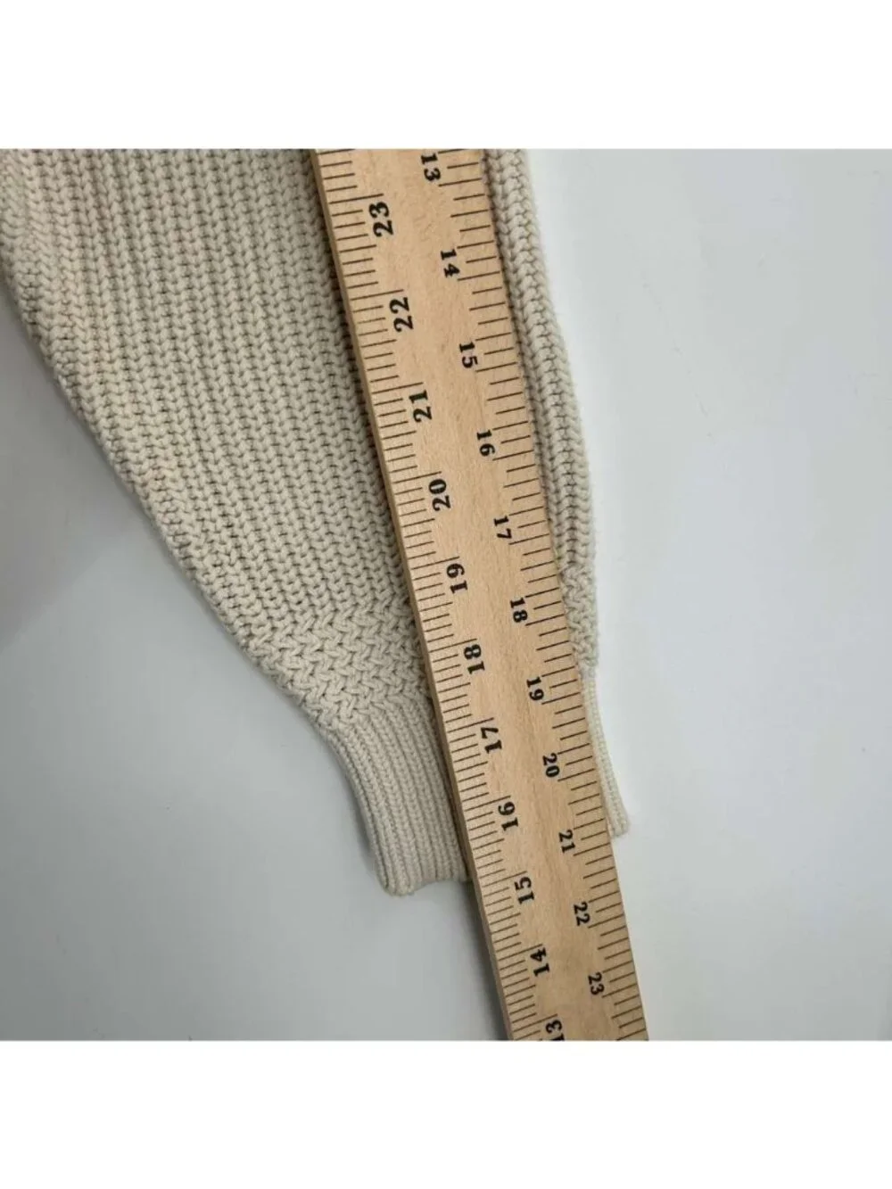 Eddie Bauer Sweater Men's Medium Beige Button Henley Knit Pullover Long Sleeve